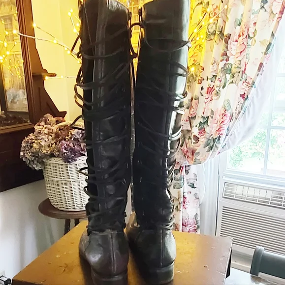 Free people Distressed Boots - Picture 5 of 15
